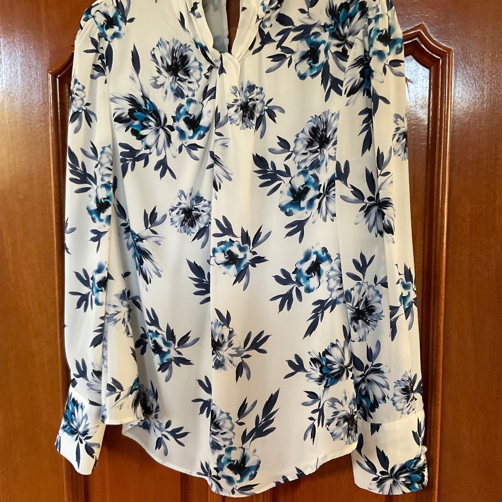 White House - Black Market - Lined Blouse - Size 4